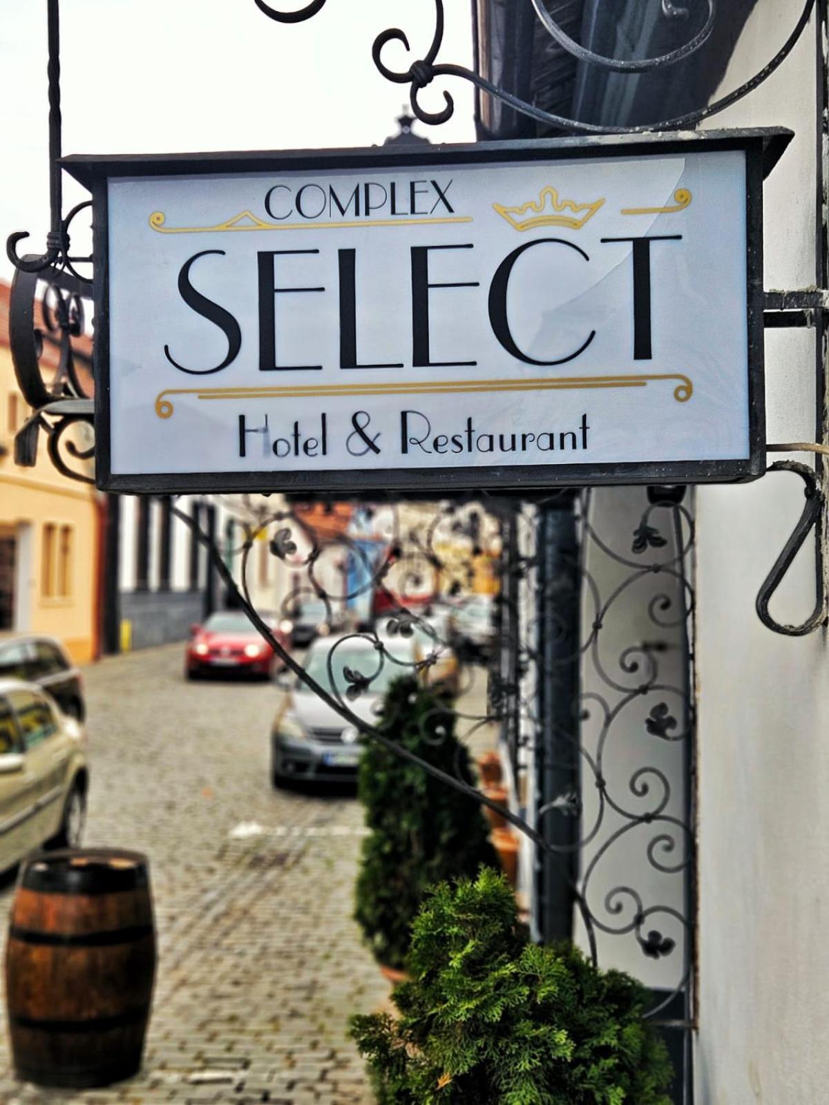 Complex Select Ξενοδοχείο Mediaş Εξωτερικό φωτογραφία